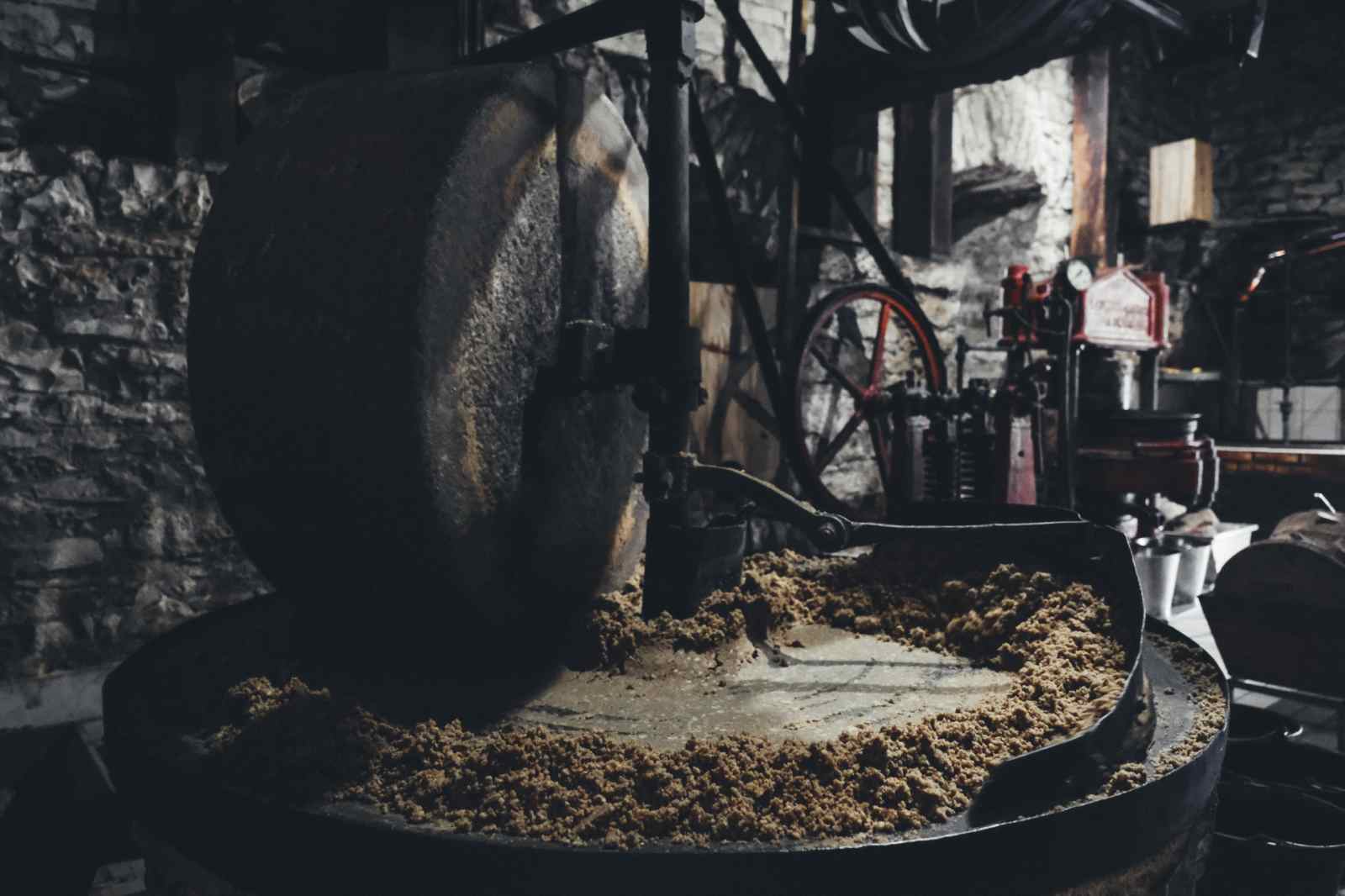 Visite gratuite moulin à huile de noix dans le Lot